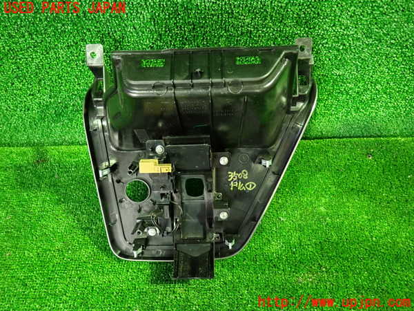 1UPJ-9235087691]セレナ(GC27)内装トリム類1 中古_2