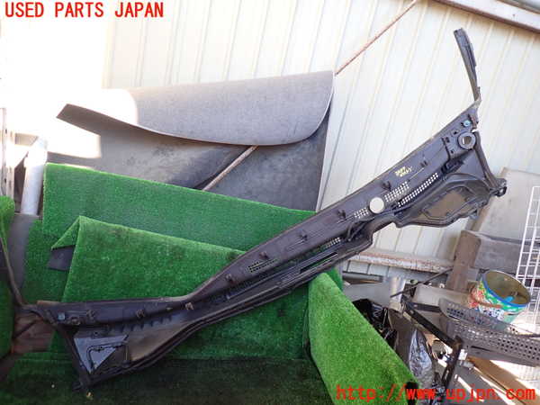 1UPJ-9235091190]ステップワゴン(RK1)カウルトップ 中古_2