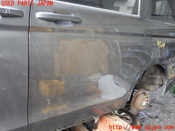 1UPJ-9235091320]ステップワゴン(RK1)左後ドア 中古 AGC M2L3 43R-007953_3