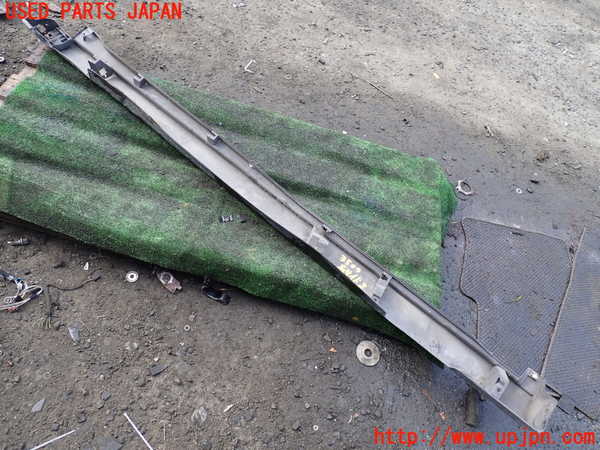 1UPJ-9235091390]ステップワゴン(RK1)右サイドステップ 中古_2