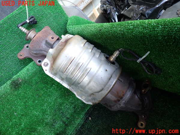 1UPJ-9235092041]ステップワゴン(RK1)エキマニ1 触媒 マニバーター 中古_2