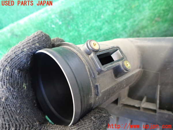 1UPJ-9235092560]ステップワゴン(RK1)エアクリーナーボックス 中古_3