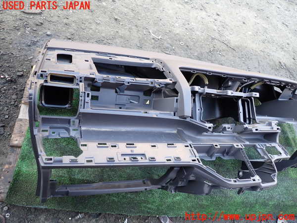 1UPJ-9235097505]ステップワゴン(RK1)ダッシュボード 中古_3