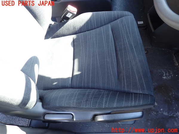1UPJ-9235097035]ステップワゴン(RK1)運転席シート 中古_3