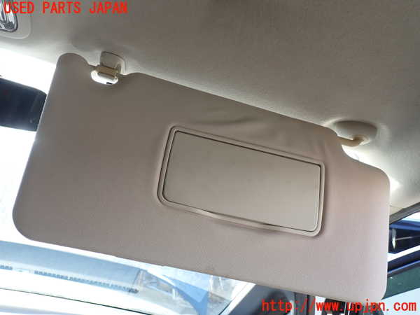 1UPJ-9235097625]ステップワゴン(RK1)室内サンバイザー右側 中古_2