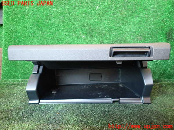 1UPJ-9235097841]ステップワゴン(RK1)小物入れ1 中古_2