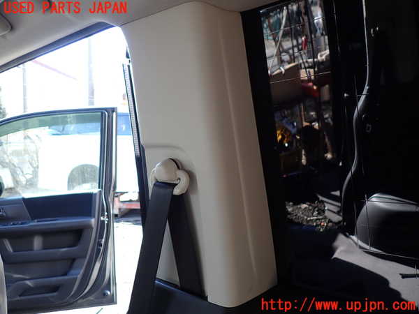 1UPJ-9235097675]ステップワゴン(RK1)右リアピラートリム 中古_2