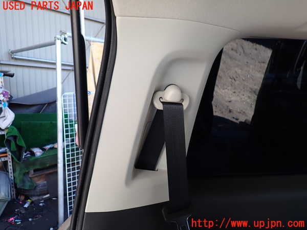 1UPJ-9235097680]ステップワゴン(RK1)左リアピラートリム 中古_3