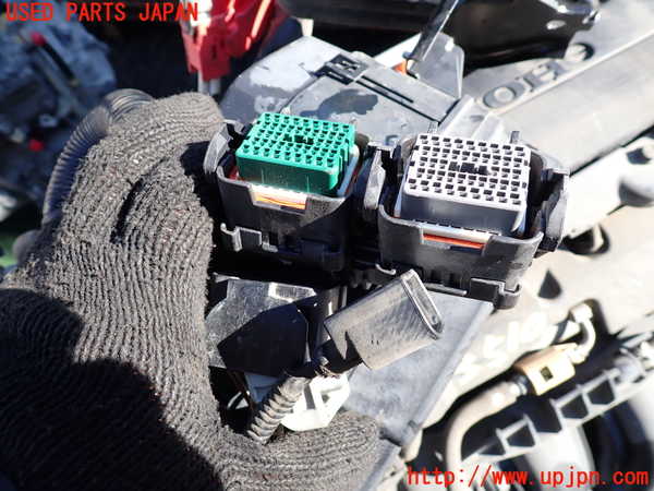 1UPJ-9235102010]ステップワゴン スパーダ(RK5)エンジン R20A 中古_3