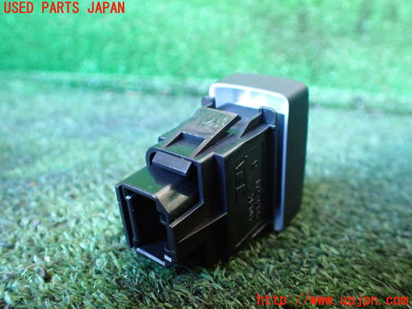 1UPJ-9235106307]ステップワゴン スパーダ(RK5)スイッチ2 (横滑り防止OFF) 中古_2