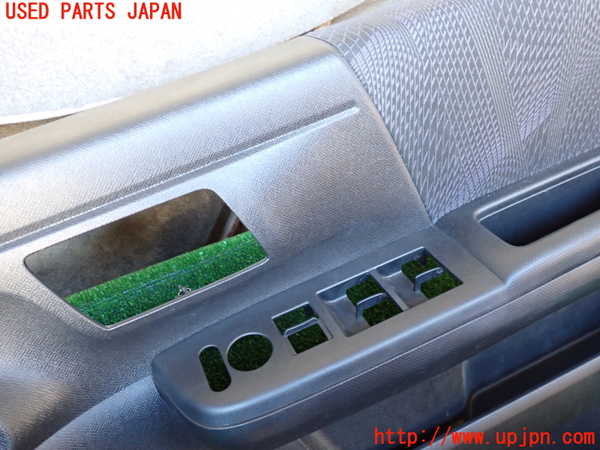 1UPJ-9235101234]ステップワゴン スパーダ(RK5)右前ドア内張り 中古_2