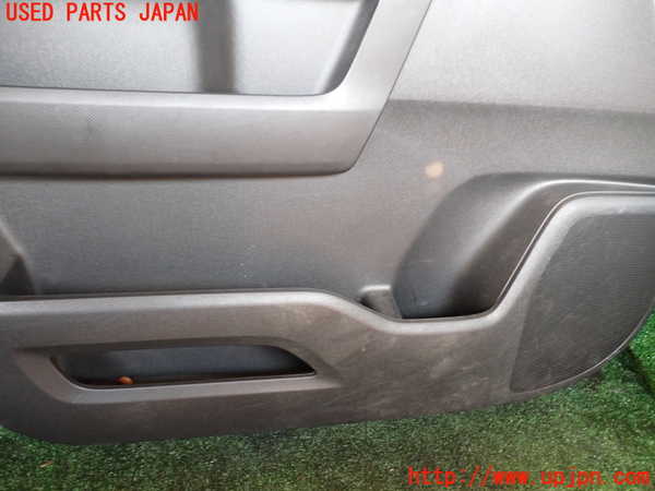 1UPJ-9235101264]ステップワゴン スパーダ(RK5)左前ドア内張り 中古_3
