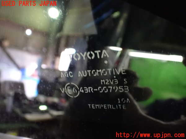 1UPJ-9235111382]ハリアー(MXUA80)左クォーターガラス 中古(43R-007953 M2V3)_2