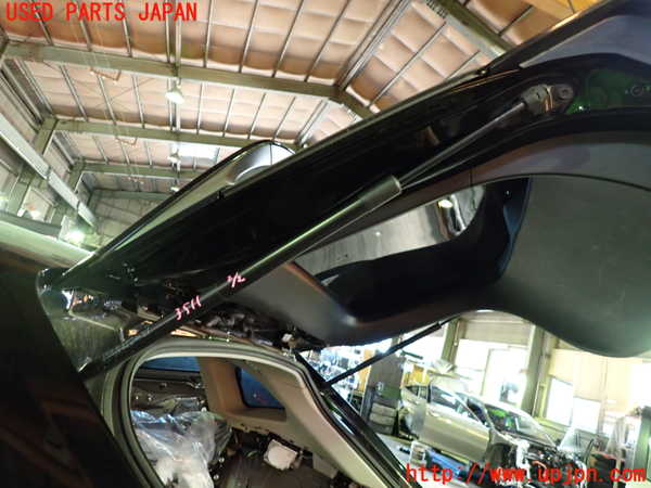 1UPJ-9235111584]ハリアー(MXUA80)リアゲートダンパー 中古_2