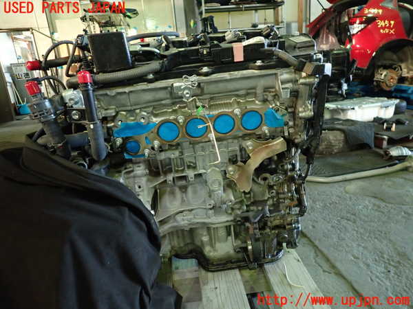 1UPJ-9235112010]ハリアー(MXUA80)エンジン M20A-FKS 中古_3