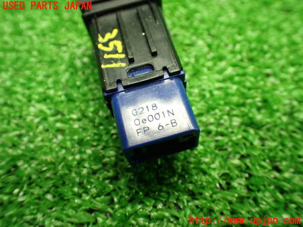 1UPJ-9235116309]ハリアー(MXUA80)スイッチ4 (ODO TRIP) 中古_4