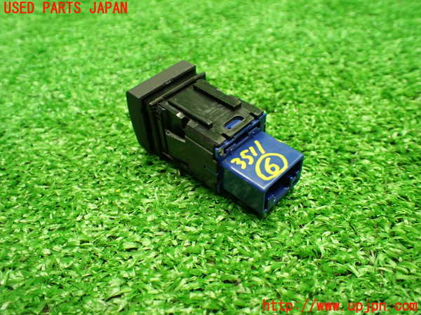 1UPJ-9235116311]ハリアー(MXUA80)スイッチ6 (横滑り防止OFF) 中古_3