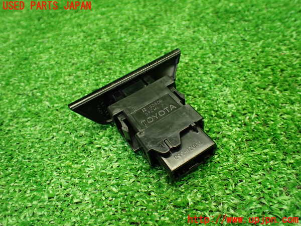 1UPJ-9235116290]ハリアー(MXUA80)ハザードスイッチ 中古_3