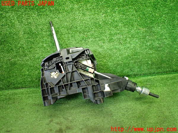 1UPJ-9235117555]ハリアー(MXUA80)ATシフトレバー 中古_4