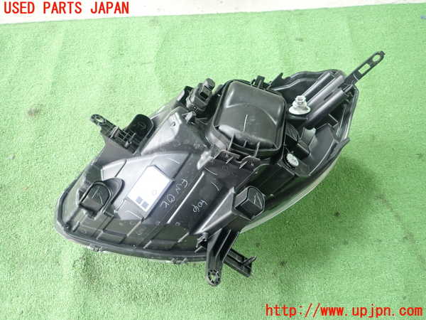 1UPJ-9235121130]ルノー・カングー(KWH5F1)右ヘッドライト ハロゲン 中古_2