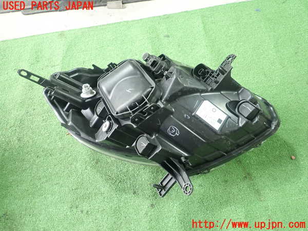 1UPJ-9235121132]ルノー・カングー(KWH5F1)左ヘッドライト ハロゲン 中古_2