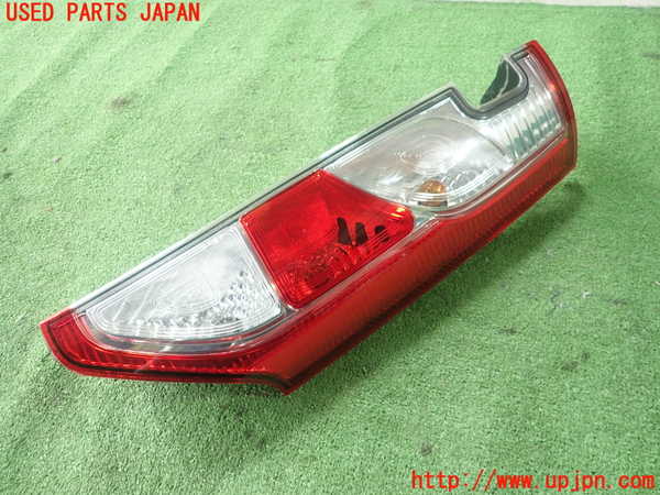 1UPJ-9235121530]ルノー・カングー(KWH5F1)右テールランプ 中古_2