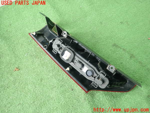 1UPJ-9235121530]ルノー・カングー(KWH5F1)右テールランプ 中古_3