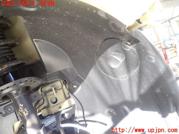 1UPJ-9235121090]ルノー・カングー(KWH5F1)右前フェンダーライナー 中古_2