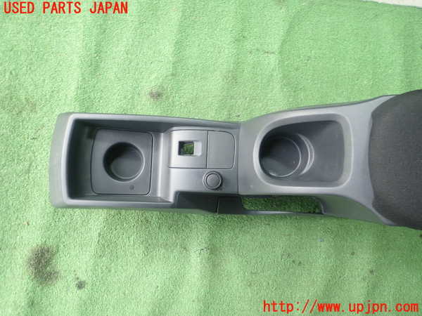 1UPJ-9235127540]ルノー・カングー(KWH5F1)センターコンソール 中古_3