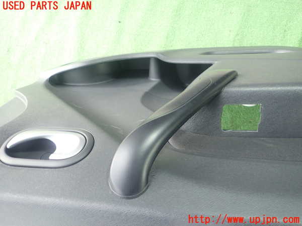 1UPJ-9235121264]ルノー・カングー(KWH5F1)左前ドア内張り 中古_2