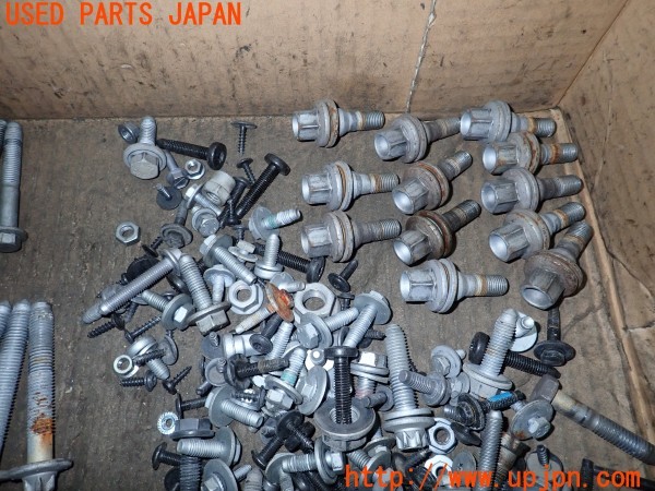 3UPJ=9235130720]プジョー 2008 クロスシティ(A94HN01)ネジ・ナット・ステー類 セット ジャンク_4