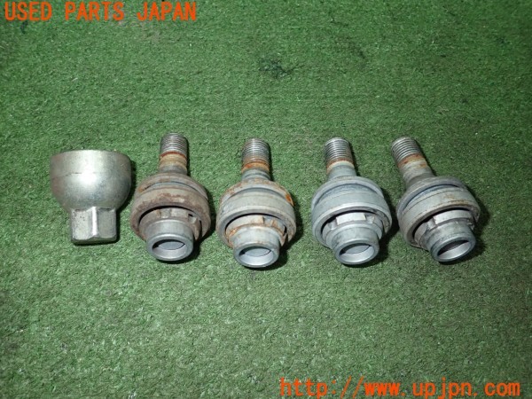 3UPJ=9235130968]プジョー 2008 クロスシティ(A94HN01)社外 ホイールロックボルト M12×P1.25 中古_2