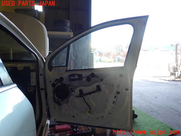 1UPJ-9235131230]プジョー・2008(A94HN01)右前ドア 中古(43R-009007 M40)_4