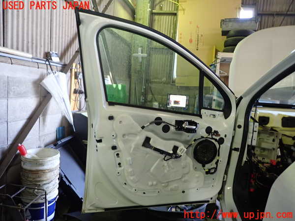 1UPJ-9235131260]プジョー・2008(A94HN01)左前ドア 中古(43R-009007 M40)_3