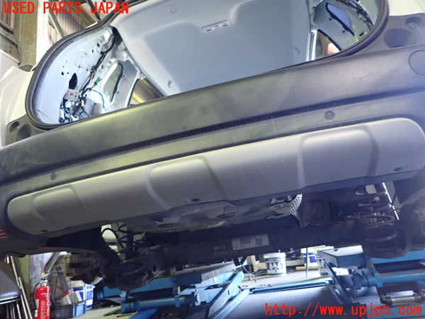 1UPJ-9235131610]プジョー・2008(A94HN01)リアバンパー 中古_3