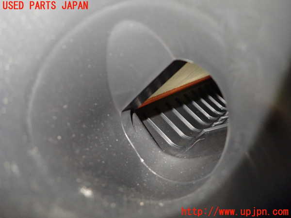 1UPJ-9235132560]プジョー・2008(A94HN01)エアクリーナーボックス 中古_4