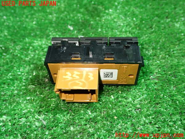 1UPJ-9235136307]プジョー・2008(A94HN01)スイッチ2 中古_2