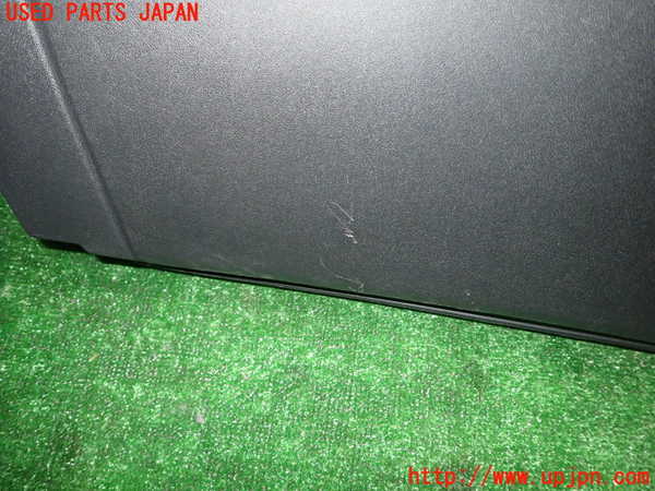 1UPJ-9235137516]プジョー・2008(A94HN01)グローブボックス1 中古_3