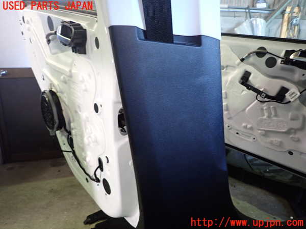 1UPJ-9235137670]プジョー・2008(A94HN01)左センターピラートリム 中古_2