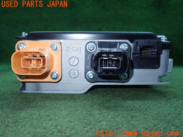 3UPJ=9235140580]レクサス ES300h(AXZH10)純正 5346330 ボルテージインバーター 中古_4