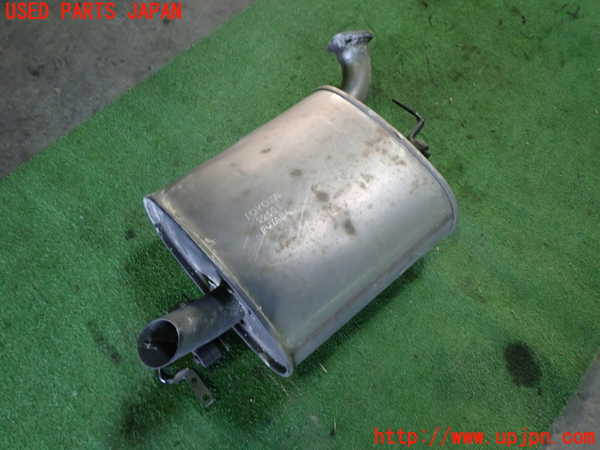 1UPJ-9235142671]レクサス・ES300h(AXZH10)リアマフラー1 中古_3
