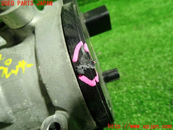 1UPJ-9235146025]レクサス・ES300h(AXZH10)エアコンコンプレッサー 中古_2