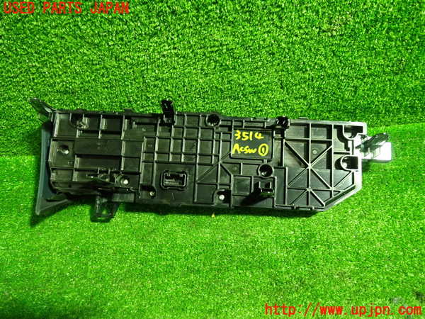 1UPJ-9235146066]レクサス・ES300h(AXZH10)エアコンスイッチ1 中古_3