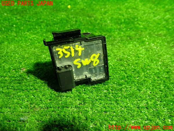 1UPJ-9235146313]レクサス・ES300h(AXZH10)スイッチ8 (ステアリングチルト) 中古_3