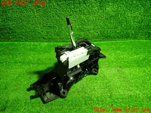 1UPJ-9235147555]レクサス・ES300h(AXZH10)ATシフトレバー 中古_2