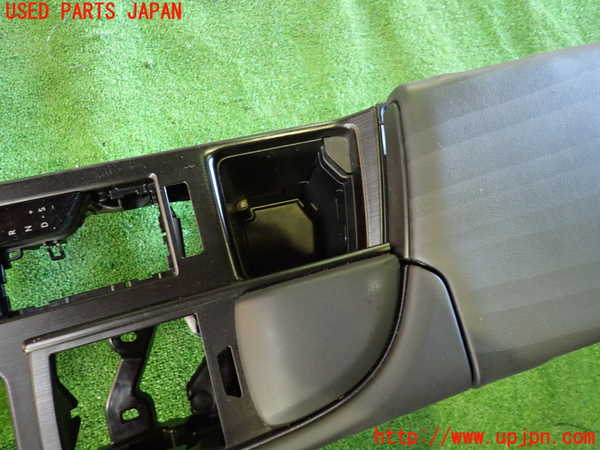 1UPJ-9235147540]レクサス・ES300h(AXZH10)センターコンソール 中古_3