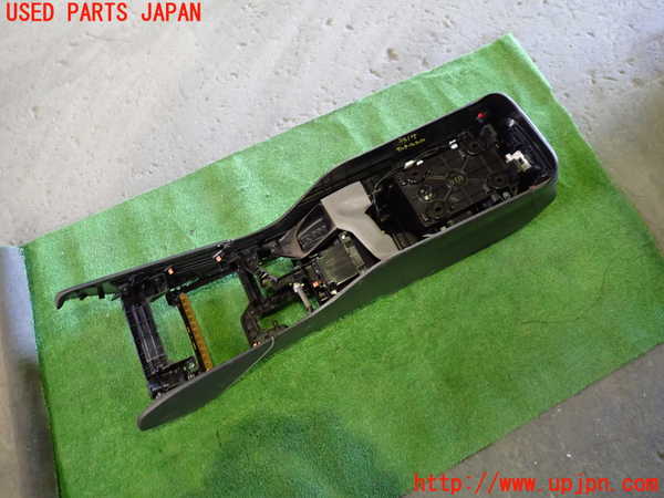 1UPJ-9235147540]レクサス・ES300h(AXZH10)センターコンソール 中古_4