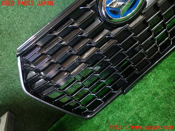 1UPJ-9235151050]ロッキー(ROCKY) ハイブリッド(A202S)ラジエターグリル 中古_3