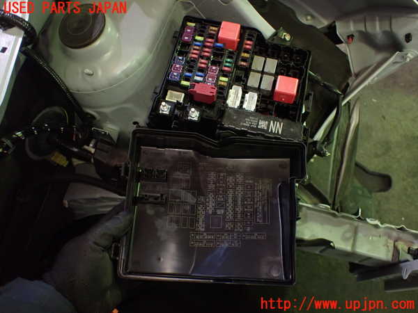 1UPJ-9235156742]ロッキー(ROCKY) ハイブリッド(A202S)ヒューズボックス2 中古_2