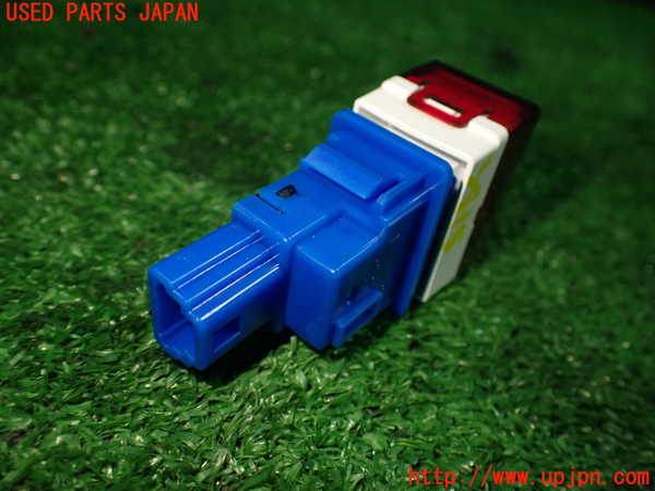 1UPJ-9235156290]ロッキー(ROCKY) ハイブリッド(A202S)ハザードスイッチ 中古_2